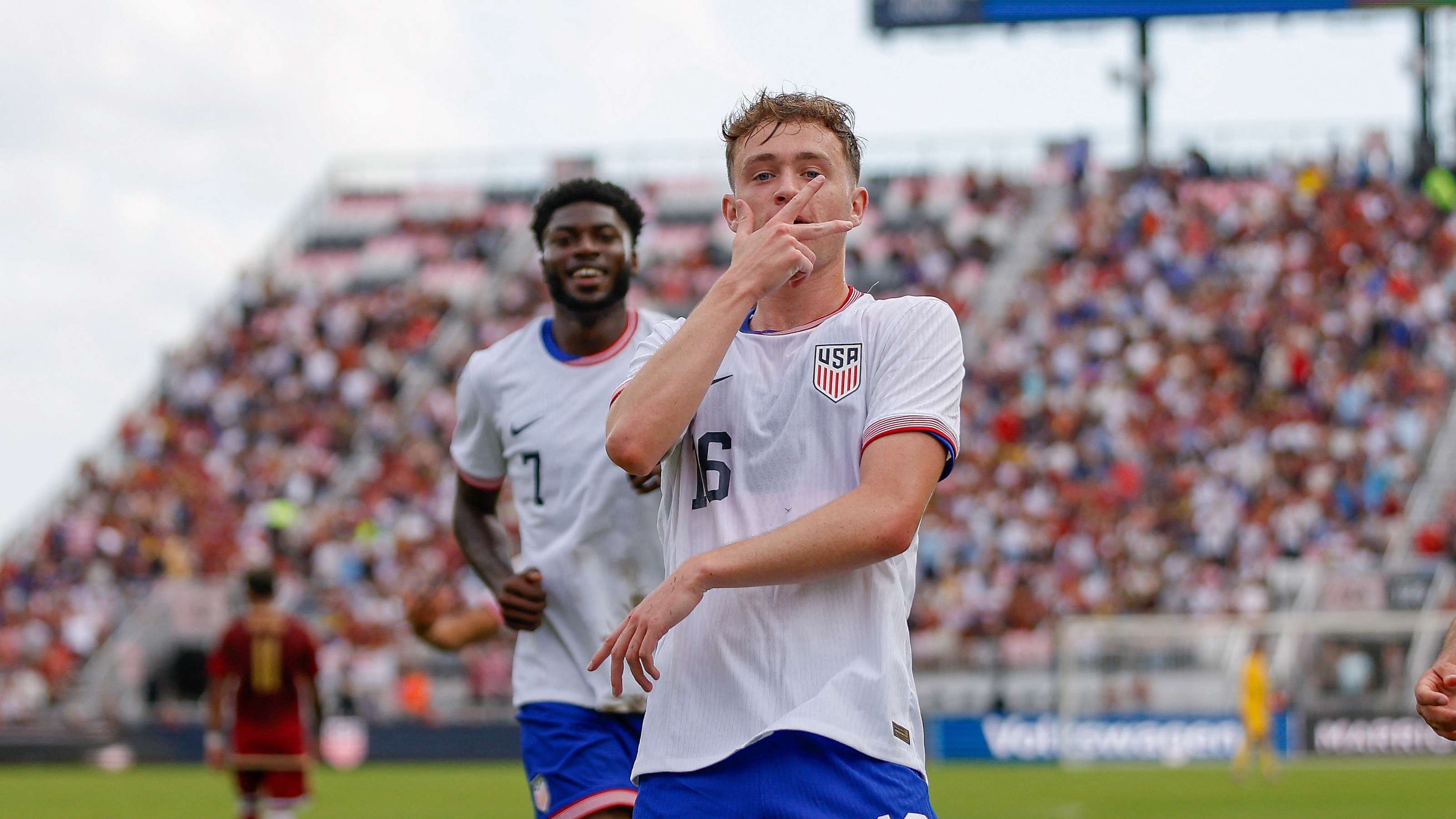 高额合同的 高额合同的